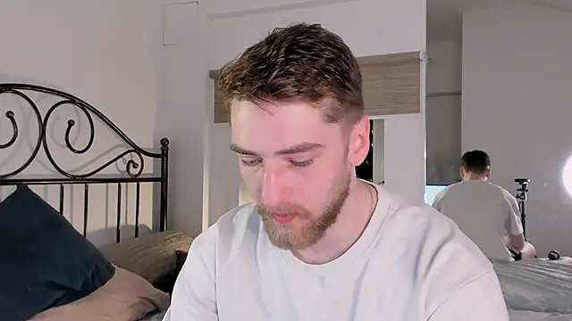 Dexter Raze online show from 04-11-26, 07:45