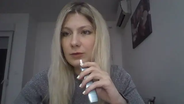 Foxy Bright online show from 03-21-26, 07:18