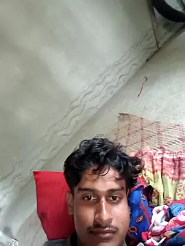 Snapshot of mmnnnnnhh chatting on 05-31-26, 12:00 mmnnnnnhh online show from 05-31-26, 12:00