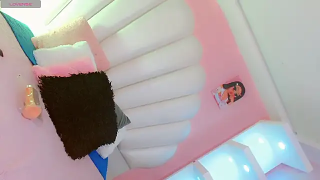 Daniiela Ember online show from 03-01-26, 04:23