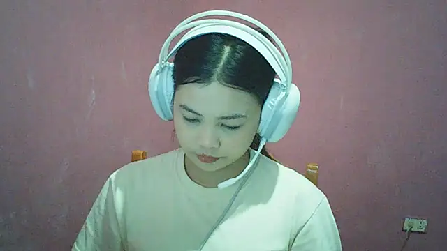 DessertFlower online show from 05-21-26, 04:10