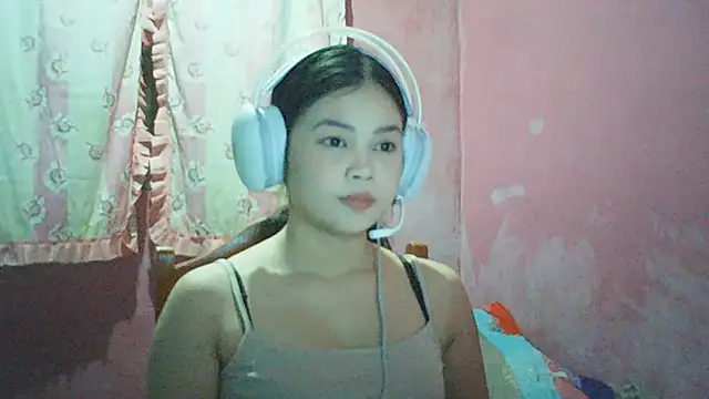 DessertFlower online show from 05-15-26, 03:15