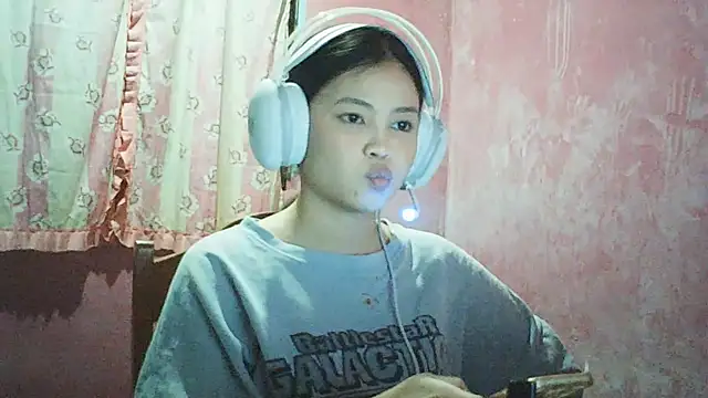 DessertFlower online show from 04-26-26, 03:59