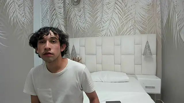 Snapshot of sammysexxx_ chatting on 03-01-26, 10:04 sammysexxx online show from 03-01-26, 10:04