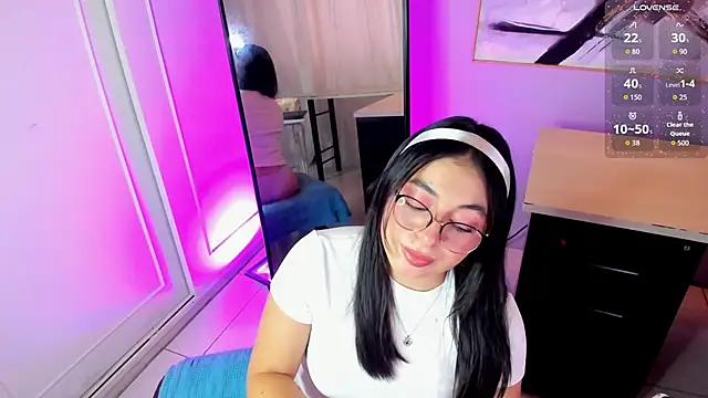  online show from 04-06-26, 04:52