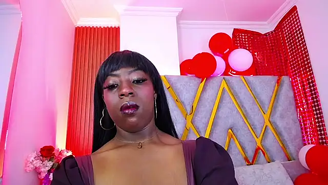 Snapshot of Charlotte_miles chatting on 02-23-26, 11:33 Charlotte miles online show from 02-23-26, 11:33