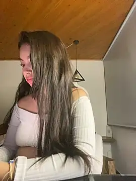 Mady Pink online show from 04-14-26, 03:44