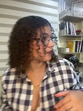 Snapshot of KendyLove_ chatting on 06-14-26, 05:30 KendyLove online show from 06-14-26, 05:30