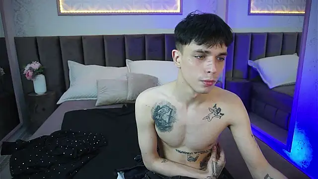 ClarkBev online show from 03-18-26, 05:58