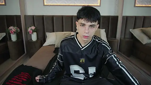 ClarkBev online show from 03-13-26, 07:24