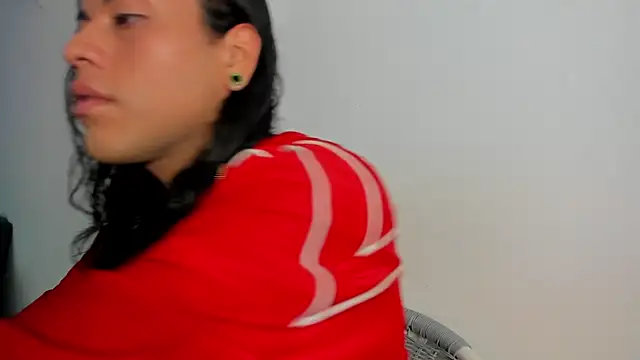 Jess Hoffman online show from 04-07-26, 01:24