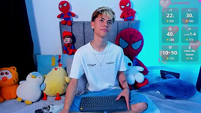 Callum 777 online show from 03-26-26, 04:33