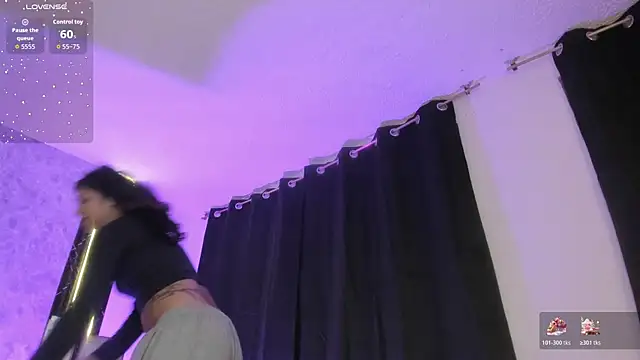 MilyFerrer online show from 04-13-26, 04:05