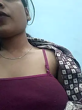 Snapshot of Amrita_Love chatting on 02-25-26, 06:35 Amrita Love online show from 02-25-26, 06:35