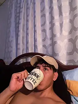 Alejandrososas online show from 03-19-26, 03:34