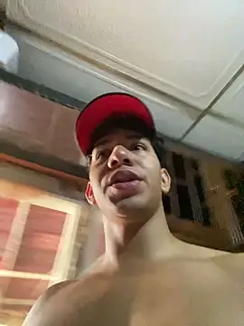 Alejandrososas online show from 06-18-26, 03:06
