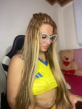 Alma Andrade online show from 07-18-26, 10:29