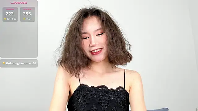 Kiraeko online show from 05-20-26, 02:30