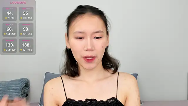 Kiraeko online show from 06-04-26, 04:17