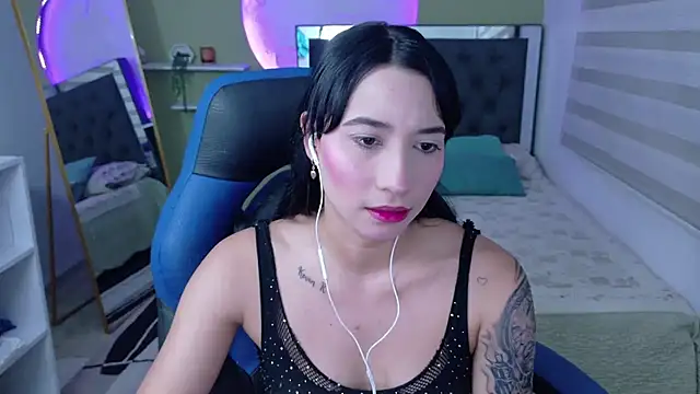 ivvoncute online show from 06-26-26, 01:44