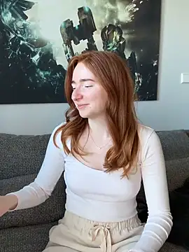 HoneyBunny18 online show from 04-01-26, 11:33