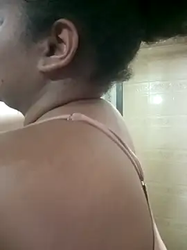 Snapshot of Valentina_belmont chatting on 03-02-26, 09:11 Valentina belmont online show from 03-02-26, 09:11