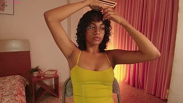 Meganlux1 online show from 05-30-26, 07:41