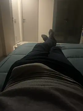 Snapshot of frenk33 chatting on 03-03-26, 09:44 frenk33 online show from 03-03-26, 09:44