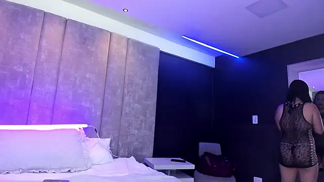 EmiilyRousee online show from 03-05-26, 06:59