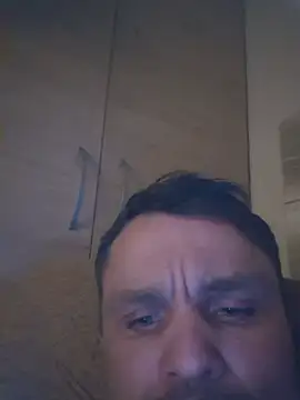 Snapshot of AndrewXSkyw chatting on 03-30-26, 01:07 AndrewXSkyw online show from 03-30-26, 01:07