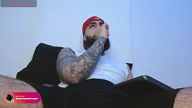 SantiagoHincapiie online show from 04-07-26, 02:24