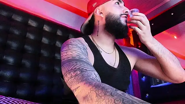 SantiagoHincapiie online show from 03-15-26, 04:19