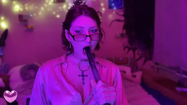 VelvetLiquorrr online show from 02-25-26, 02:56