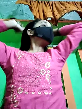 Cute aroshi online show from 03-30-26, 09:33