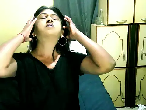 IndianPleasures21 online show from 05-29-26, 04:02