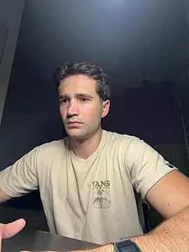 dimitri25987 online show from 06-10-26, 08:26