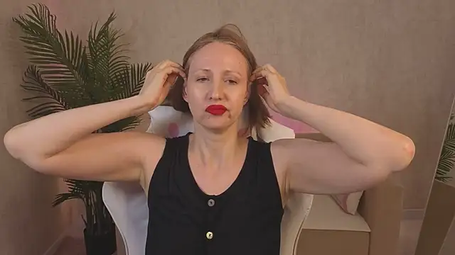 Snapshot of Elizabeth_Andersonn chatting on 03-31-26, 08:49 Elizabeth Andersonn online show from 03-31-26, 08:49