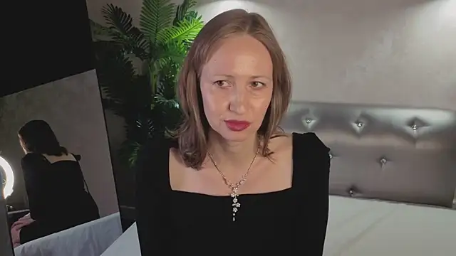 Snapshot of Elizabeth_Andersonn chatting on 03-08-26, 08:28 Elizabeth Andersonn online show from 03-08-26, 08:28