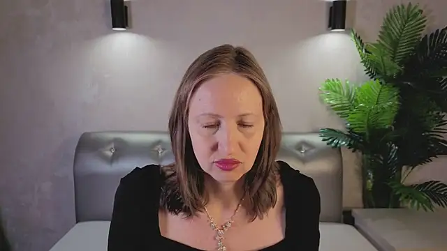 Snapshot of Elizabeth_Andersonn chatting on 03-11-26, 08:41 Elizabeth Andersonn online show from 03-11-26, 08:41