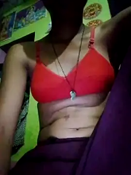 Snapshot of wifedesi7050 chatting on 06-12-26, 04:49 wifedesi7050 online show from 06-12-26, 04:49