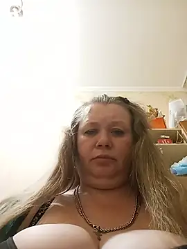 KiraStanton online show from 06-26-26, 01:22
