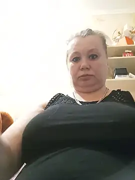KiraStanton online show from 07-14-26, 05:52