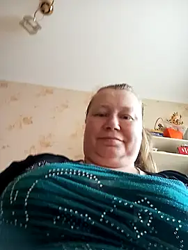 KiraStanton online show from 05-12-26, 12:11