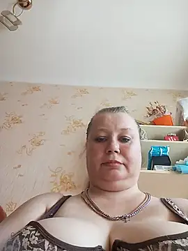 KiraStanton online show from 06-25-26, 12:32