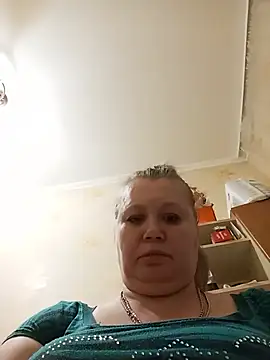 KiraStanton online show from 05-20-26, 01:57