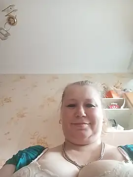 Snapshot of KiraStanton chatting on 07-17-26, 03:20 KiraStanton online show from 07-17-26, 03:20