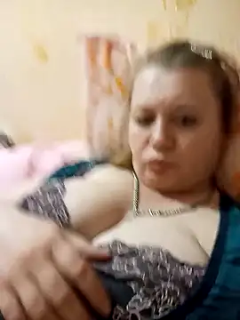 KiraStanton online show from 04-18-26, 05:48
