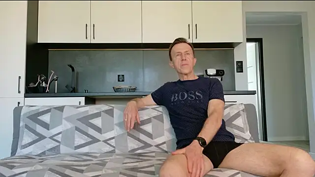 amy loves to be teased online show from 04-18-26, 09:22