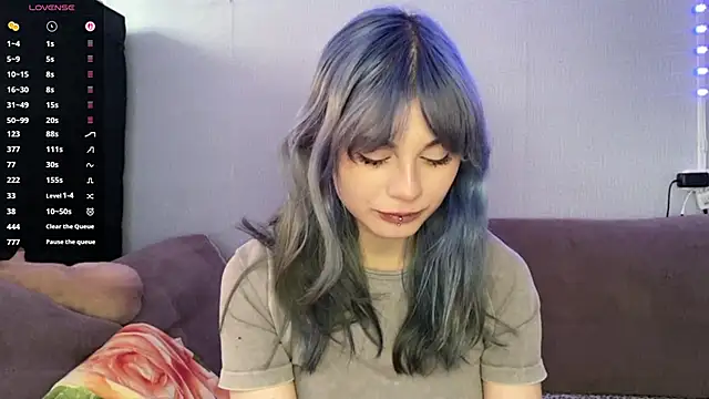 Emmibrilson online show from 04-08-26, 12:28