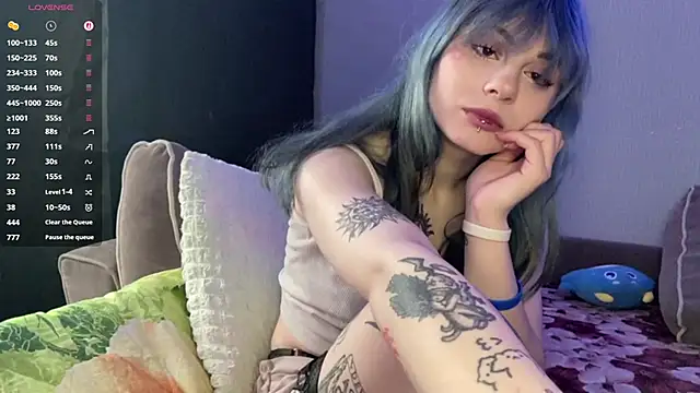 Emmibrilson online show from 04-14-26, 12:21